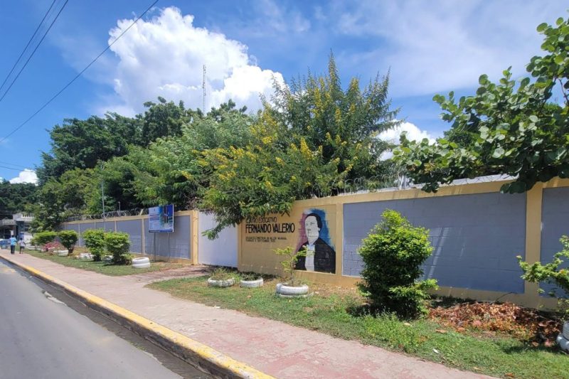 Escuela de Villa González suspende la leche escolar tras intoxicación de 68 alumnos y varios profesores