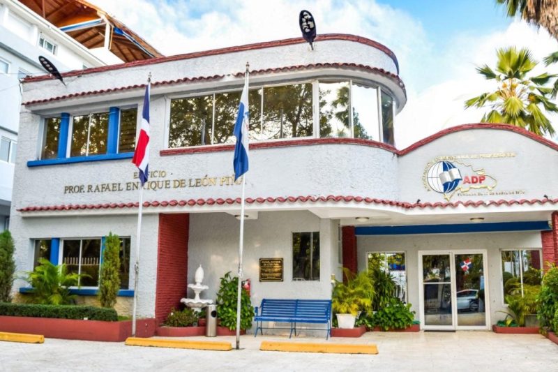 Estos son los lugares donde la ADP hará encendido de velas este lunes
