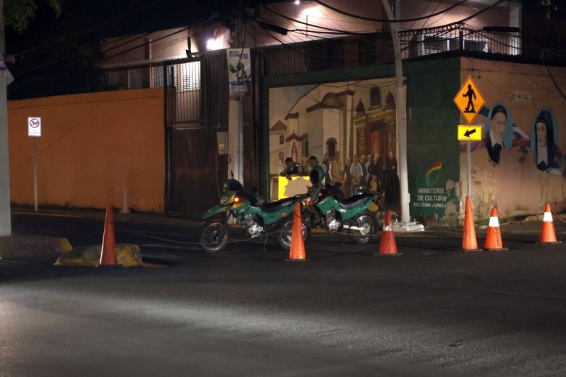 Las autoridades bloquean varias vías alrededor del Olímpico por el juego de fútbol de RD y Haití