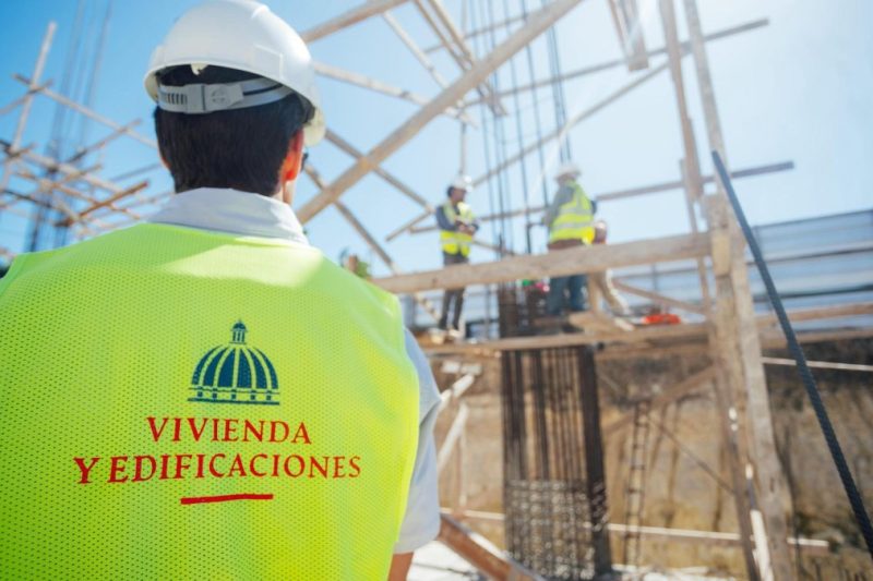 El Gobierno dice les ha mejorado las viviendas a más de 64 mil familias en seis años