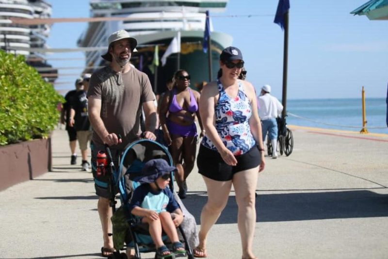 Primer crucero de Disney llega a República Dominicana con más de 3 mil pasajeros