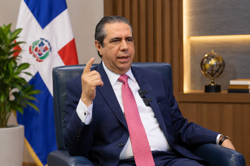 Francisco Javier García: “Nosotros dejamos el país sin apagones”