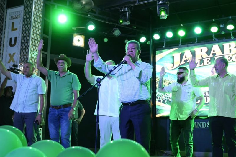Leonel Fernández acusa al Gobierno de perder autoridad
