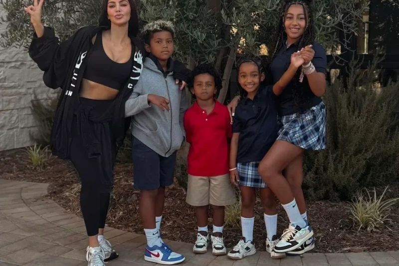 Kim Kardashian revela cuántas niñeras necesita para cuidar a sus cuatro hijos Ensegundos República Dominicana