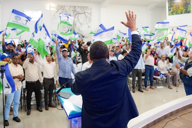 País Posible juramenta nuevos dirigentes en Santiago